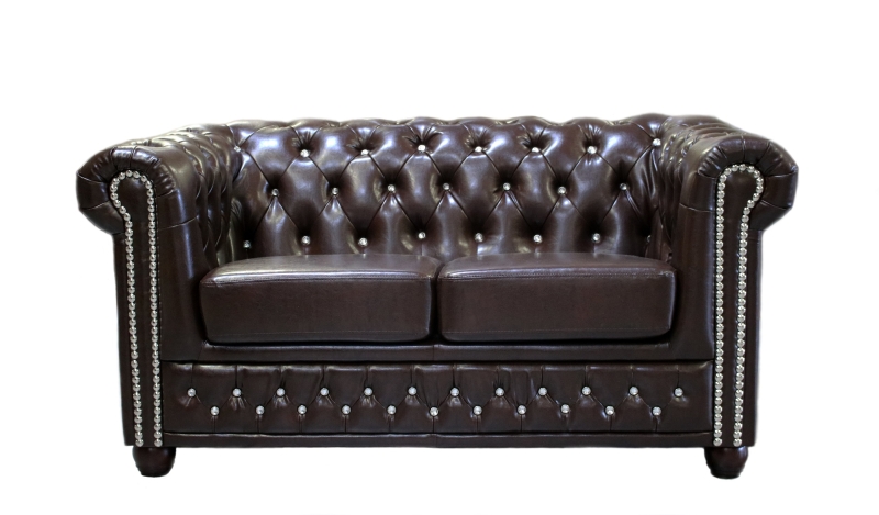 MODELL:  " CHESTERFIELD “  2 - SITZER SOFA IN  LEDER LOOK  PREMIUM