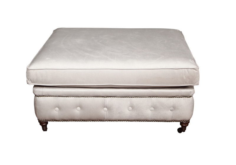 MODELL:  " CHESTERFIELD CLASSIC “  SESSEL IN  STOFF AMORE PREMIUM *)