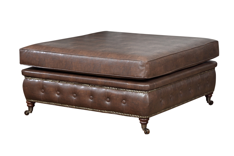 MODELL:  " CHESTERFIELD CLASSIC “  HOCKER - KLEIN ( 75 X 70 cm ) IN  LEDER LOOK PREMIUM