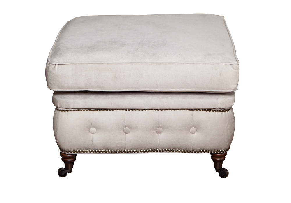 MODELL:  " CHESTERFIELD CLASSIC “  HOCKER - KLEIN ( 75 X 70 cm ) IN STOFF AMORE PREMIUM *)